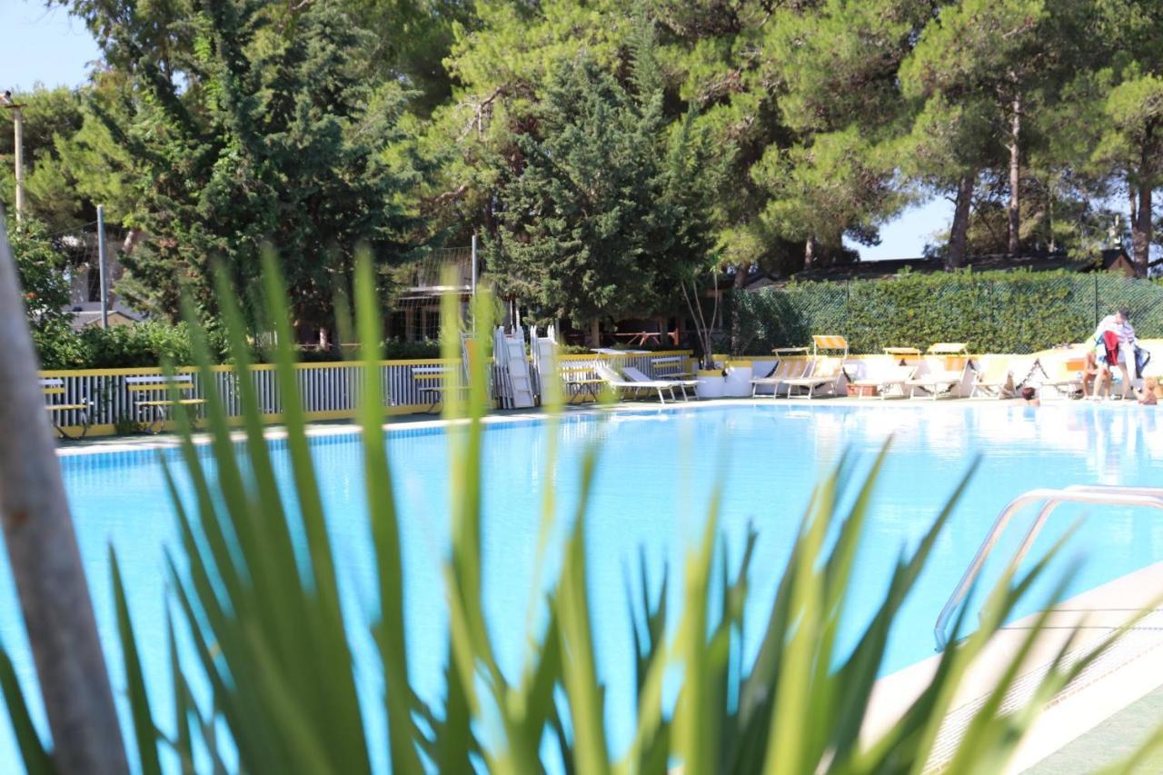 Camping Villaggio Santa Maria Di Leuca Гальяно-дель-Капо Экстерьер фото