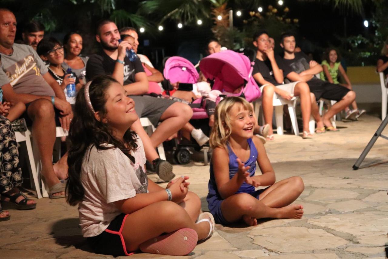 Camping Villaggio Santa Maria Di Leuca Гальяно-дель-Капо Экстерьер фото